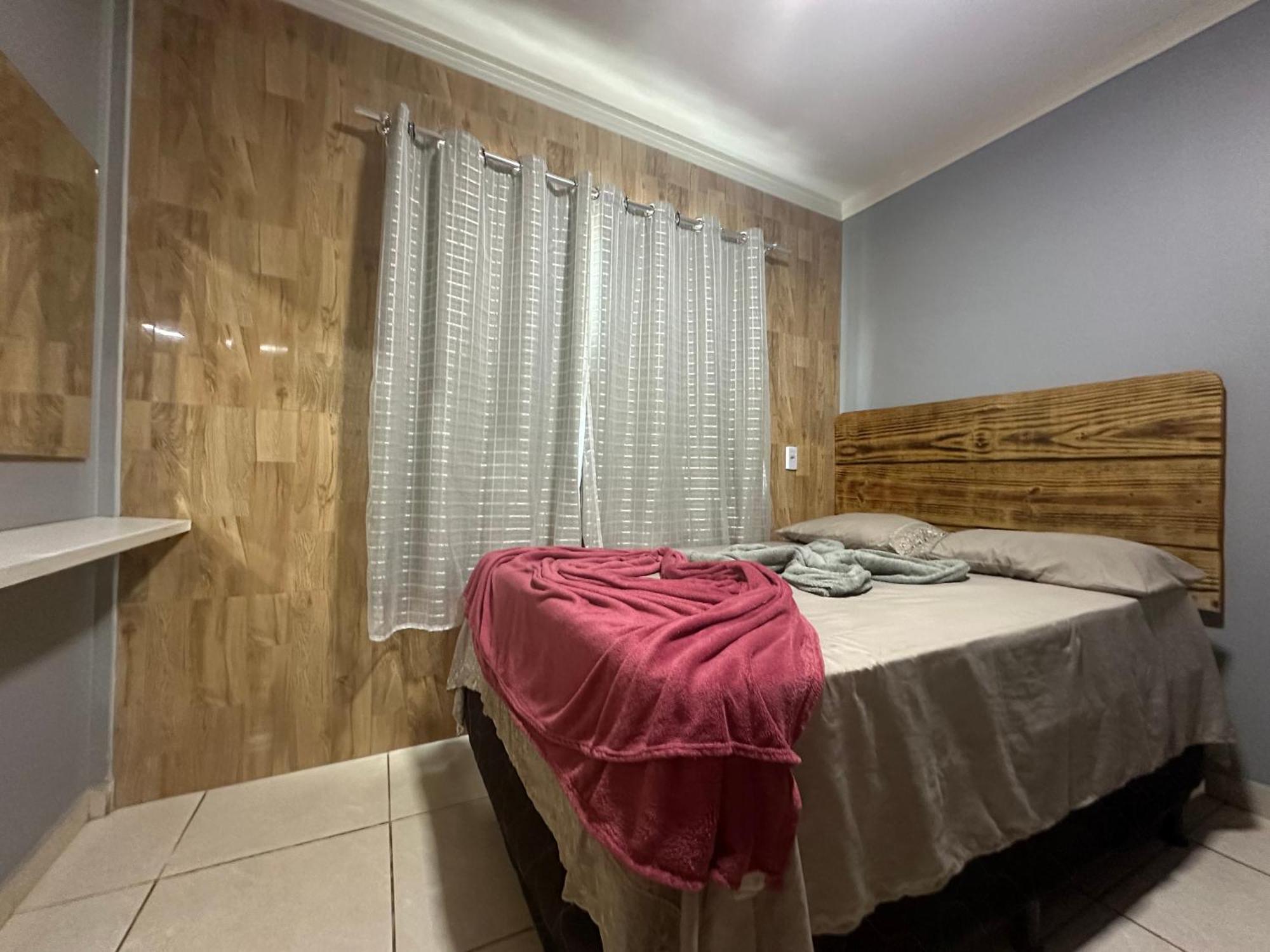 Ap Inteiro Com Ar Condicionado * Goiânia